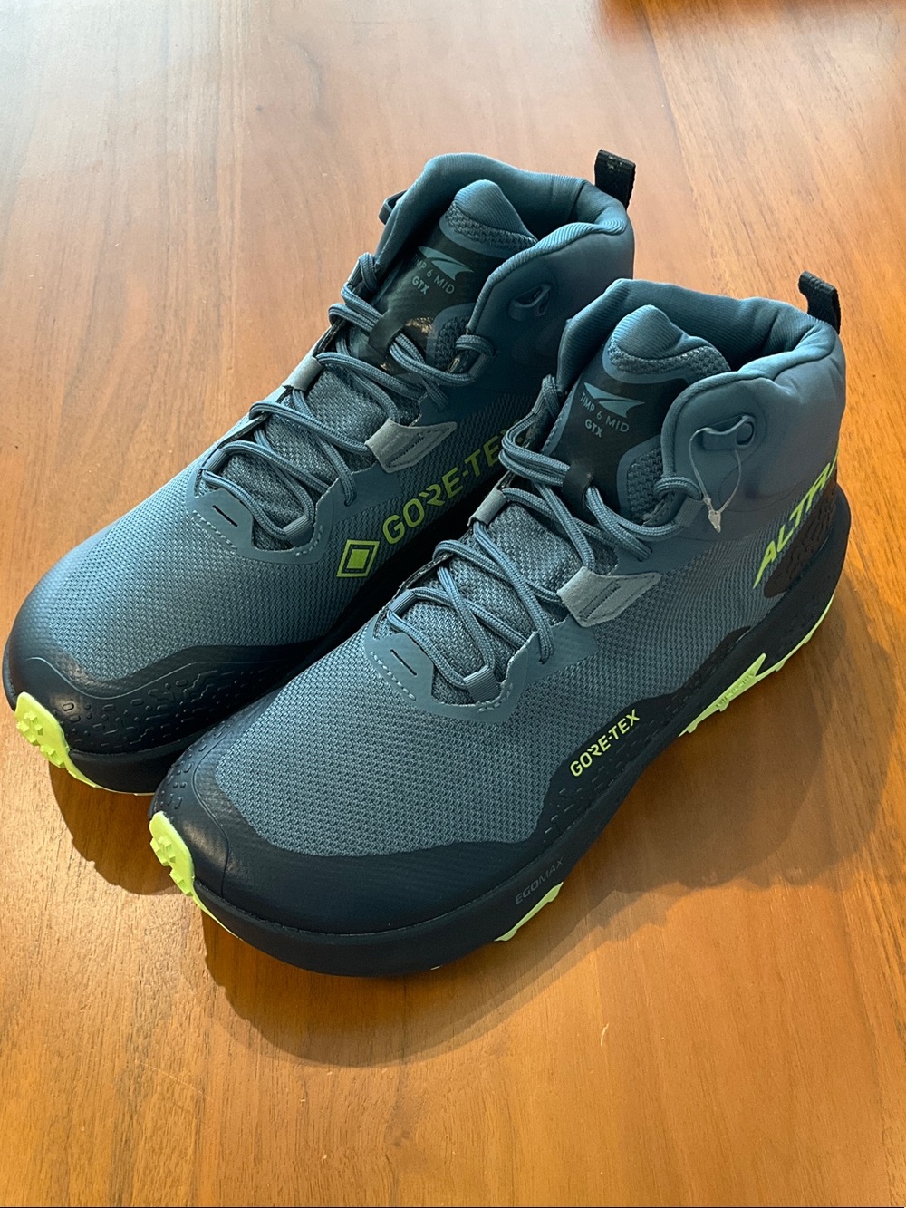 Timp 6 GTX Altra Men's Mid-Top Gore-Tex Trail Boots in Teal with Lime sample